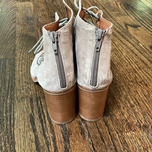 Jeffrey Campbell Cors Lace Up Sandals - Picture 5 of 12